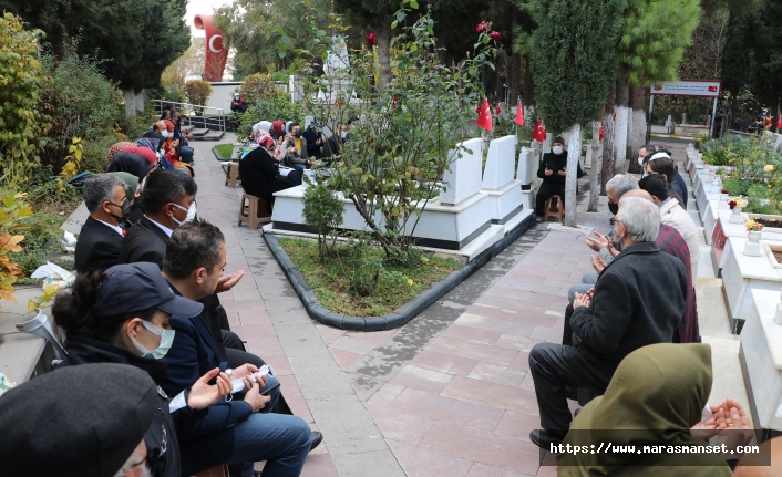 Tahir Elçi’ye yapılan saldırıda şehit olan Kahramanmaraşlı polis memuru mezarı başında anıldı