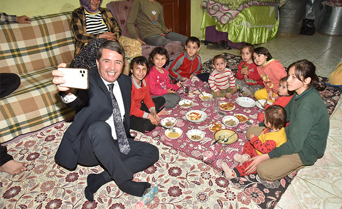Başkan Okumuş, iftar sofralarına misafir oluyor