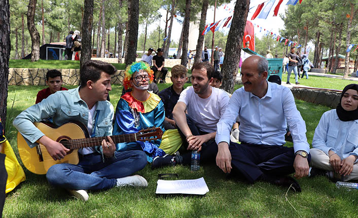 Dulkadiroğlu Belediyesi, gençleri doyasıya eğlendirdi