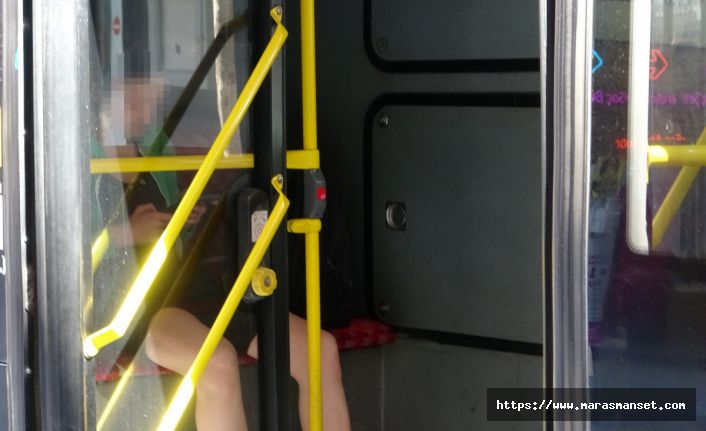 Halk otobüsünde uyku krizi! Kadın yolcuyu kimse ikna edemedi