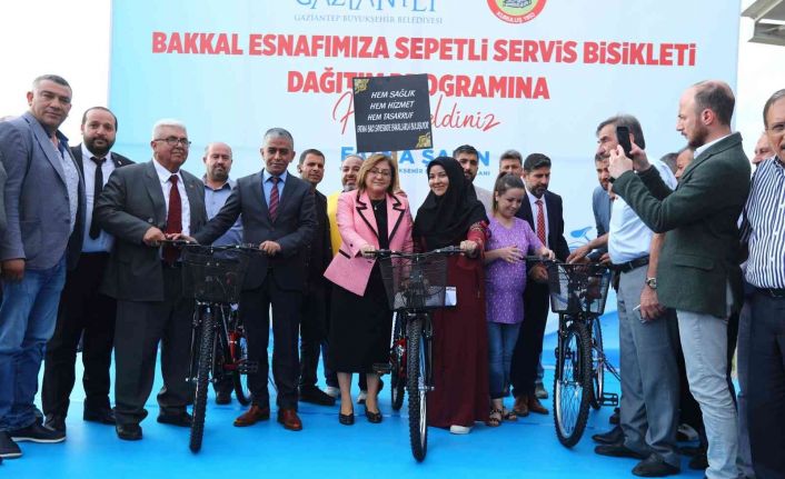 Gaziantep Büyükşehir Belediyesi'nden bakkal esnafına 3 bin bisiklet