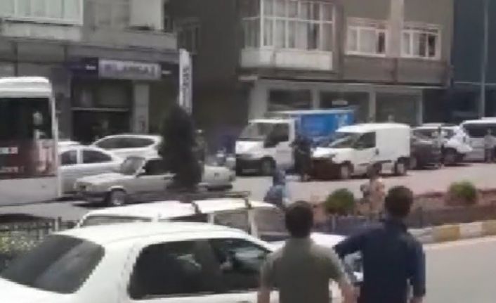 Nevşehir’de hareketli dakikalar: Polise bıçakla saldırdı