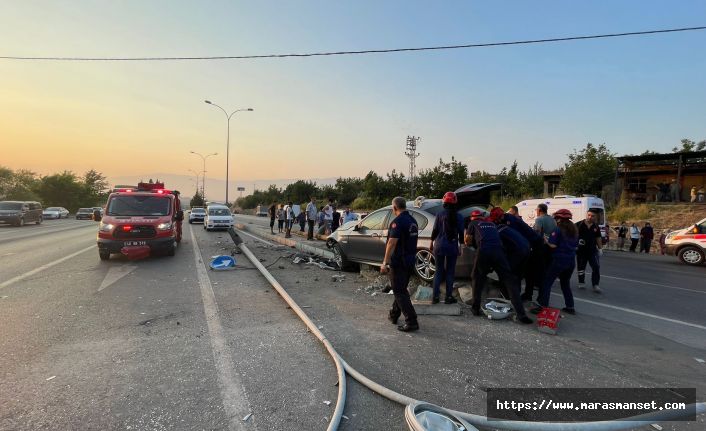 Kahramanmaraş'ta iki otomobil çarpıştı