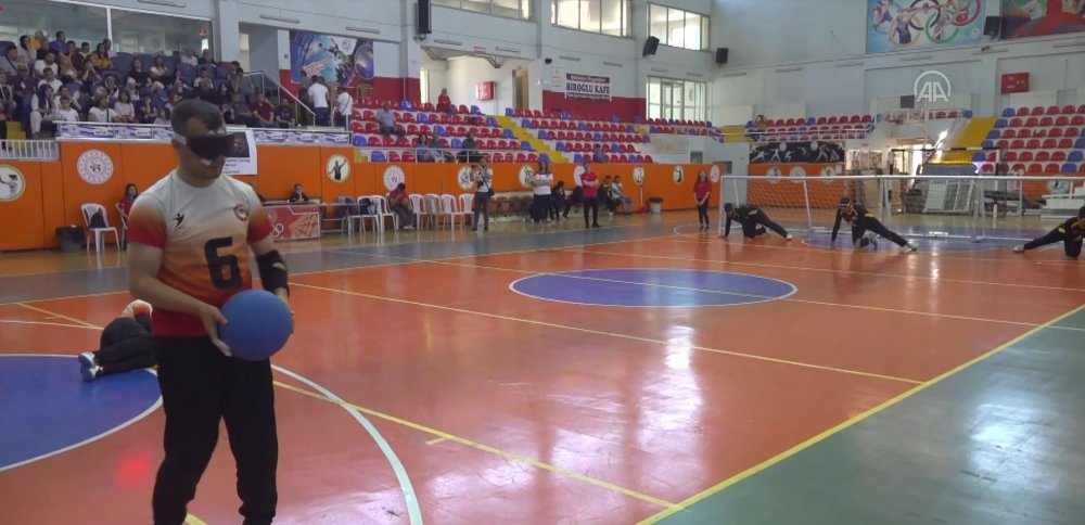 Kahramanmaraş'ta gerçekleştirilen TURGED Cup Kahramanmaraş Erkekler Golbol Turnuvası'nda Boğaziçi ESK birinci oldu